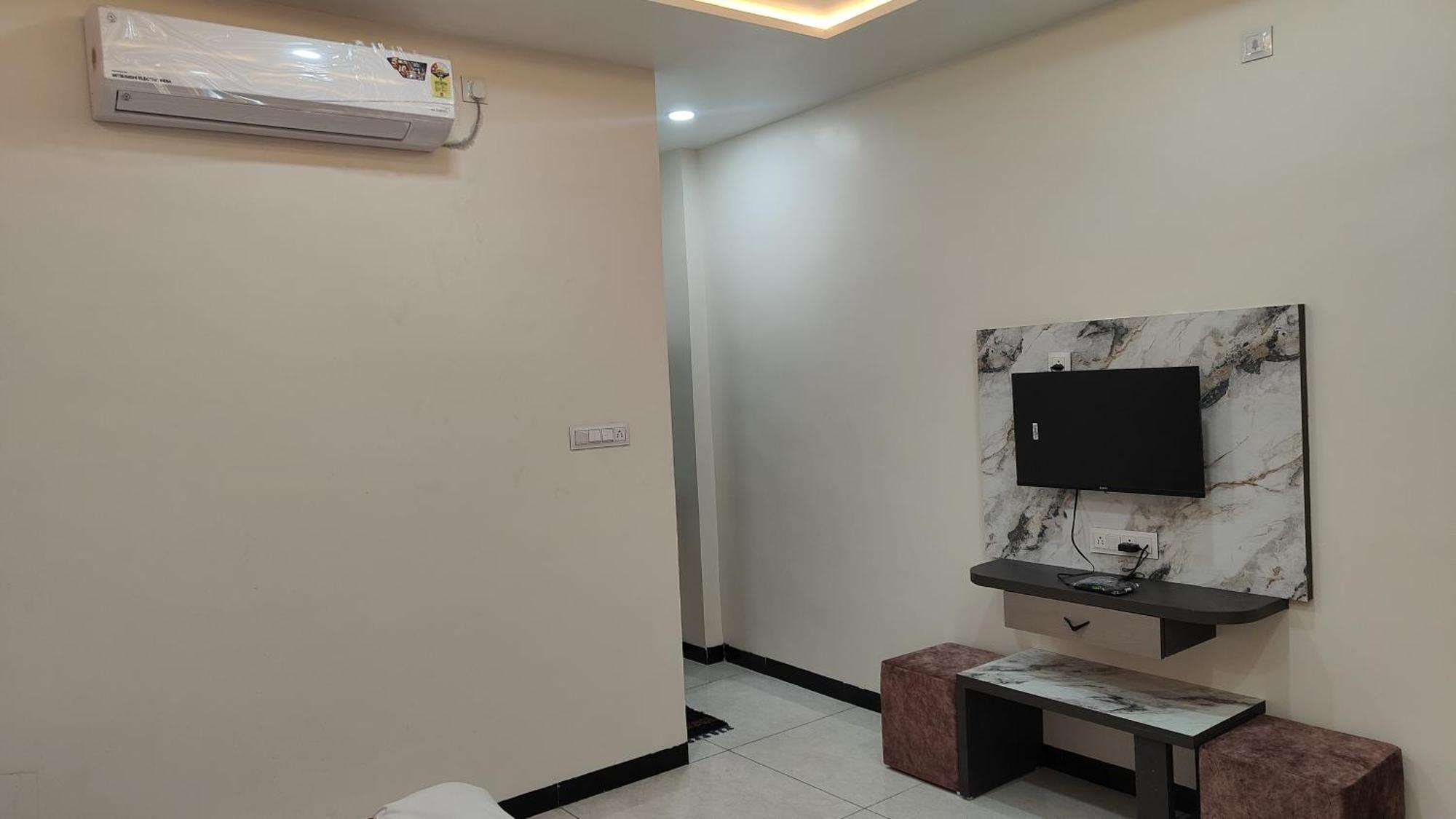 Yashomati Hotel Maheshwar エクステリア 写真